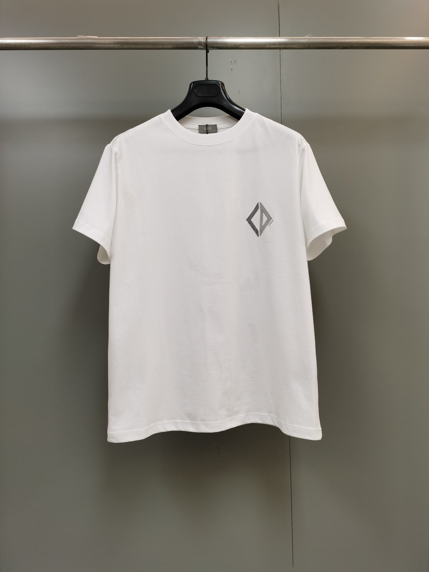 White T-shirts