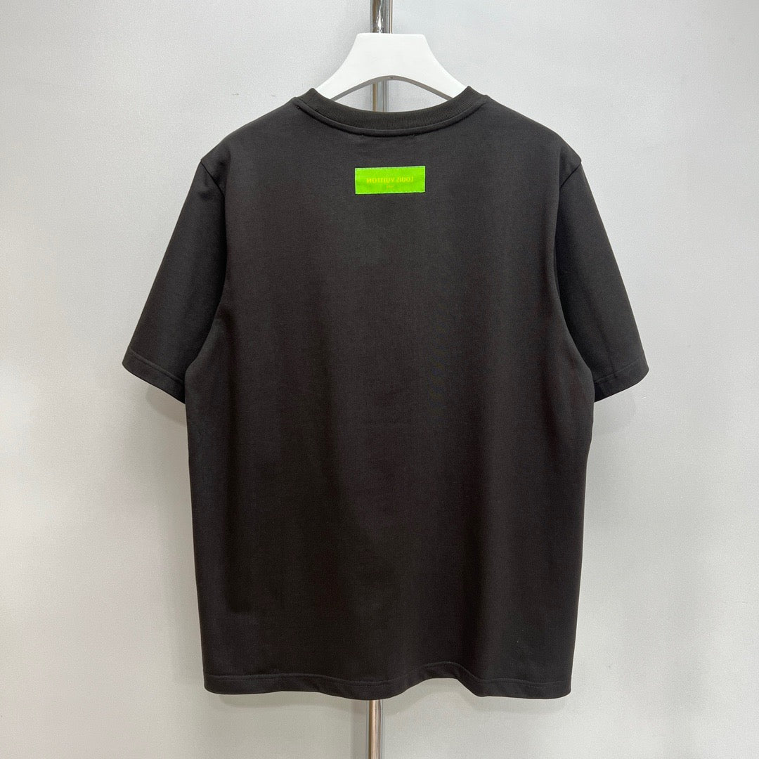 Black T-shirts