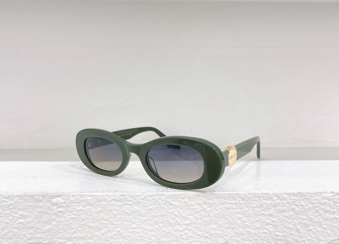 Black,Brown,Green and White Sunglass
