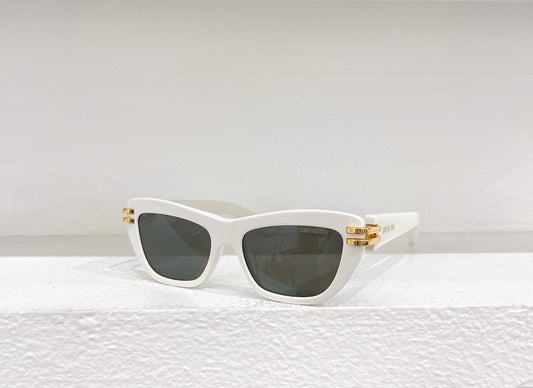 White,Brown,Black and Blue Sunglass