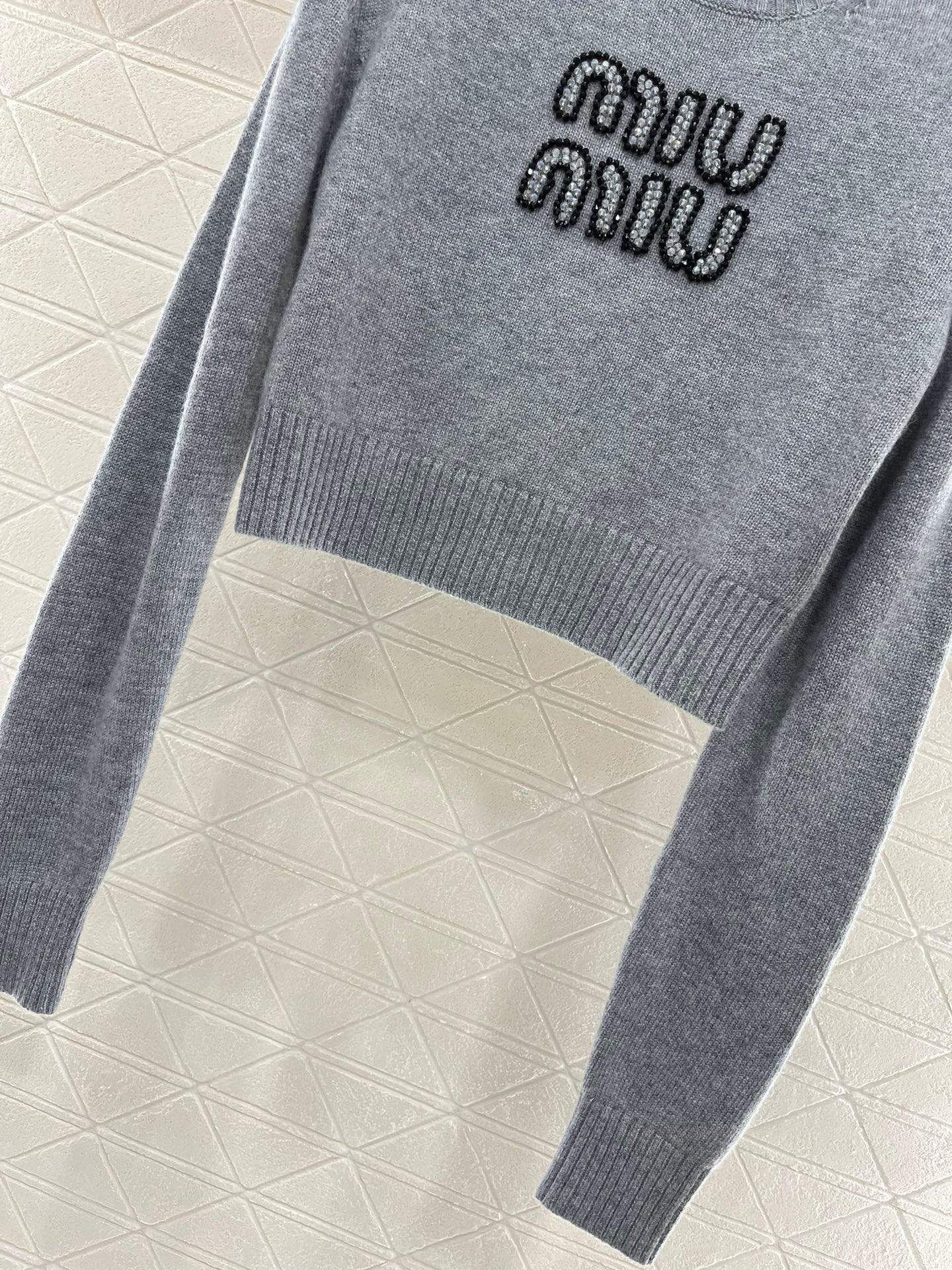 Black and Grey Sweatshirt