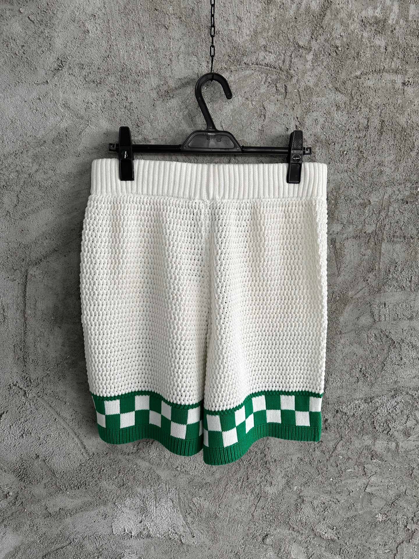 White green Short