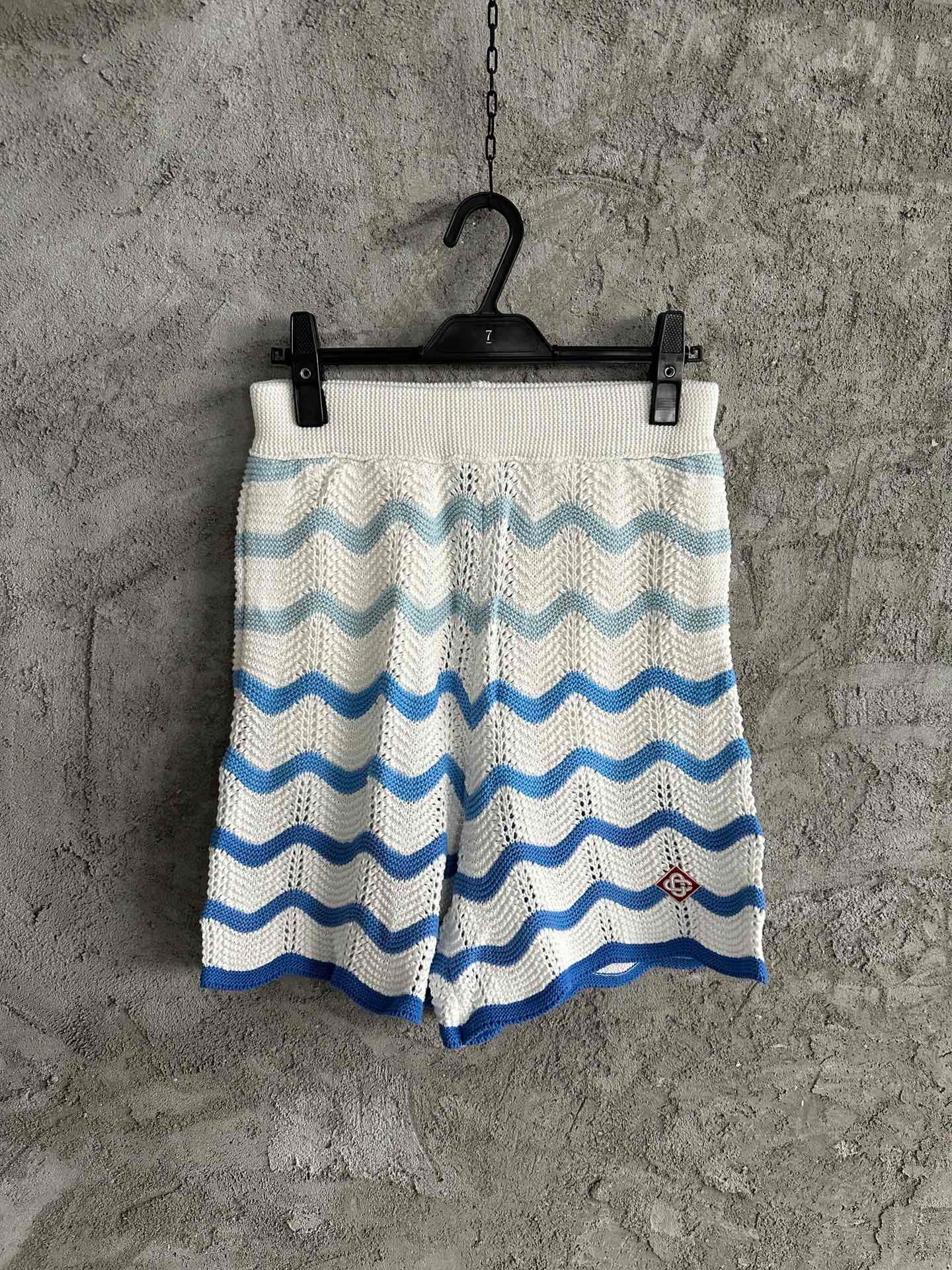 Multi-color Short