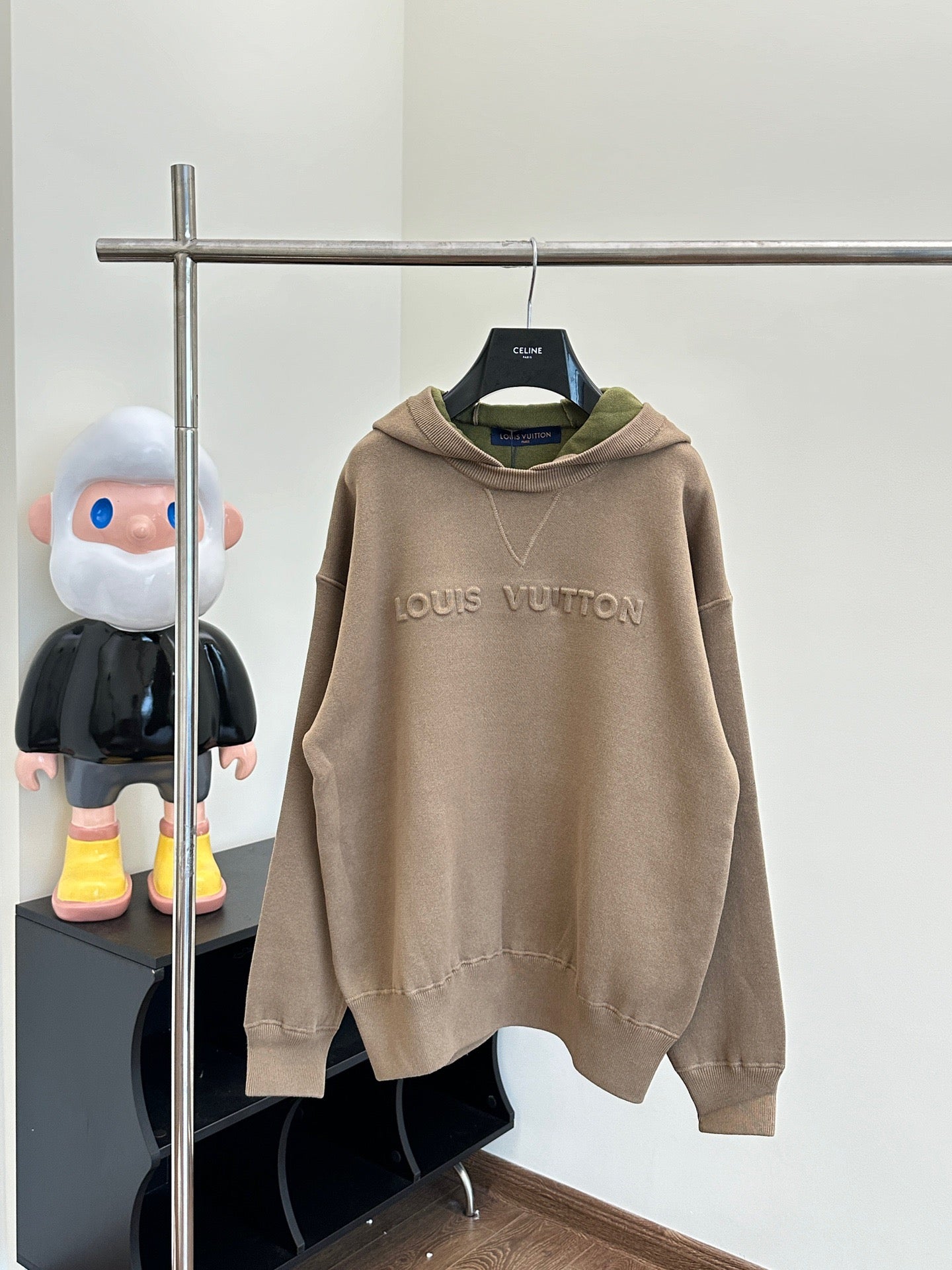 Brown and Blaue Hoodie