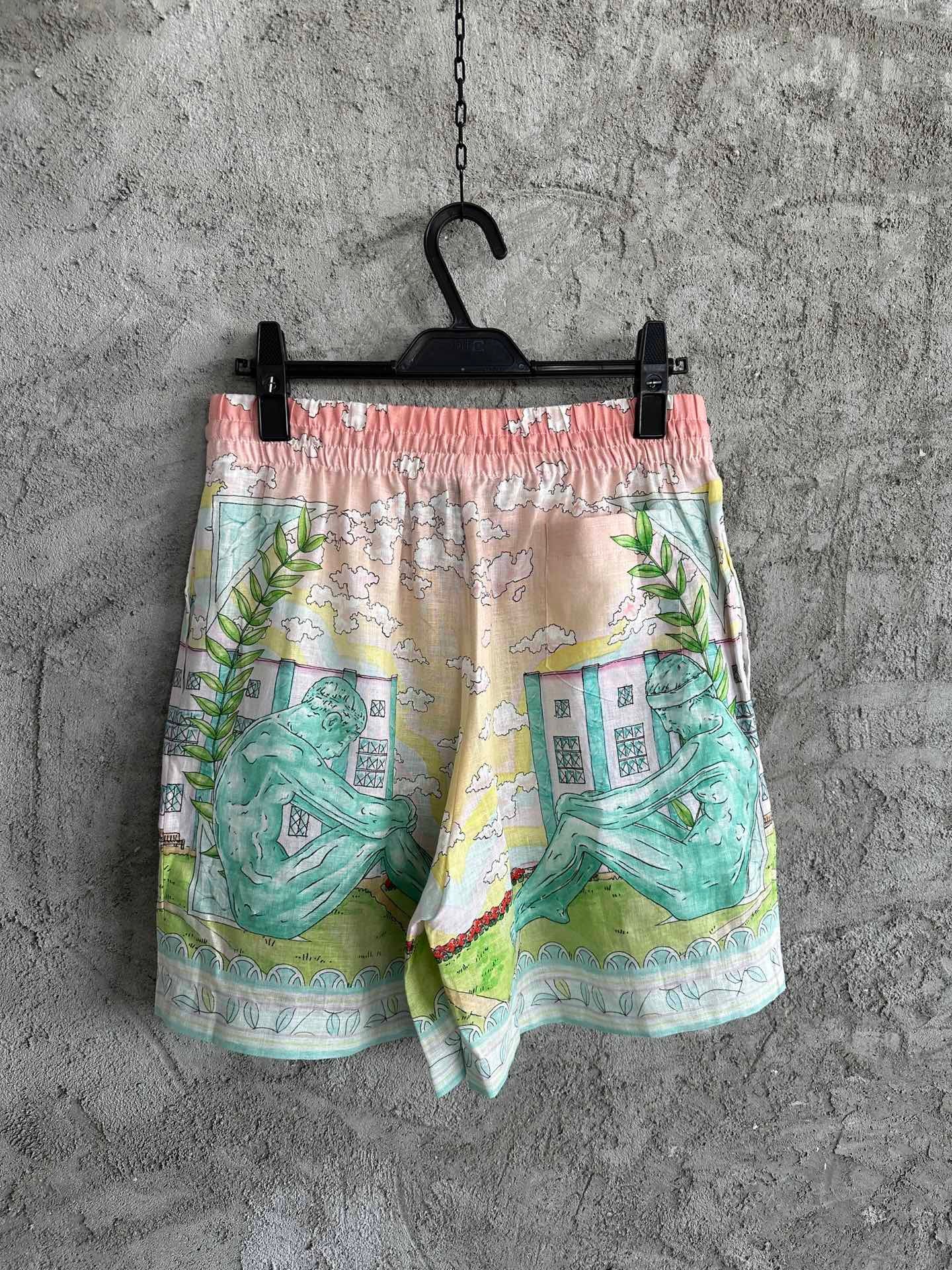 Multi-color Short