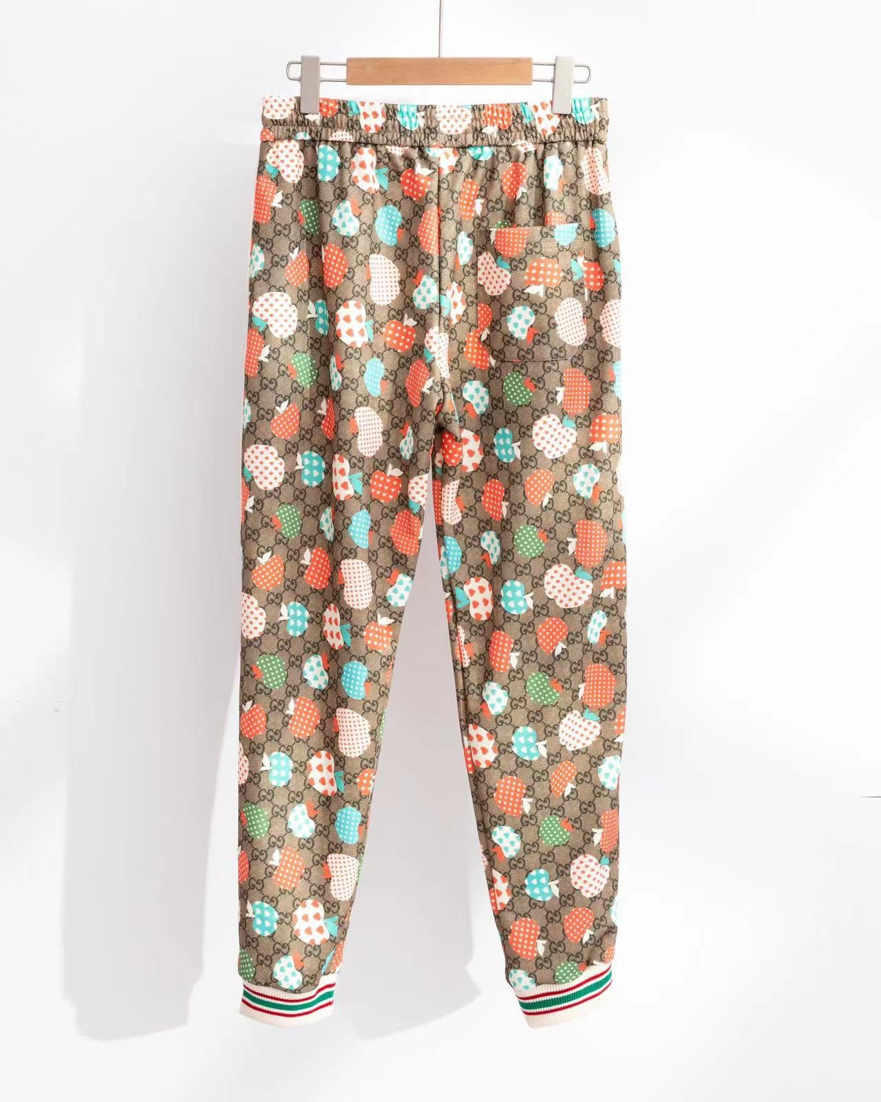 multi-colors pants